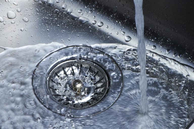 6 Ways to Prevent Drain Clogs
