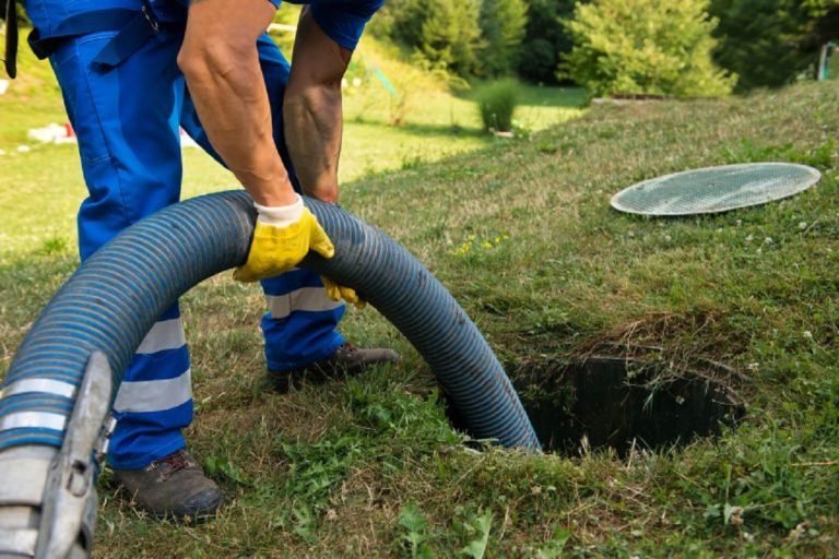 How to Clean a Sewer Line Clog