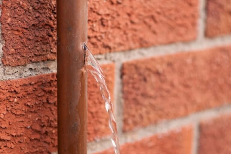 How to Spot a Frozen Pipe in Your Home and Fix It