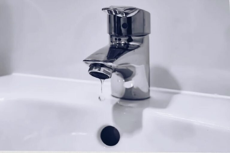 How to Fix a Leaky Faucet