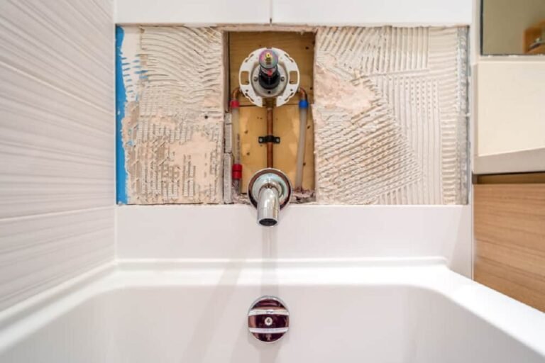 6 Simple Steps to Fix Them Leaks from the Shower Behind the Wall