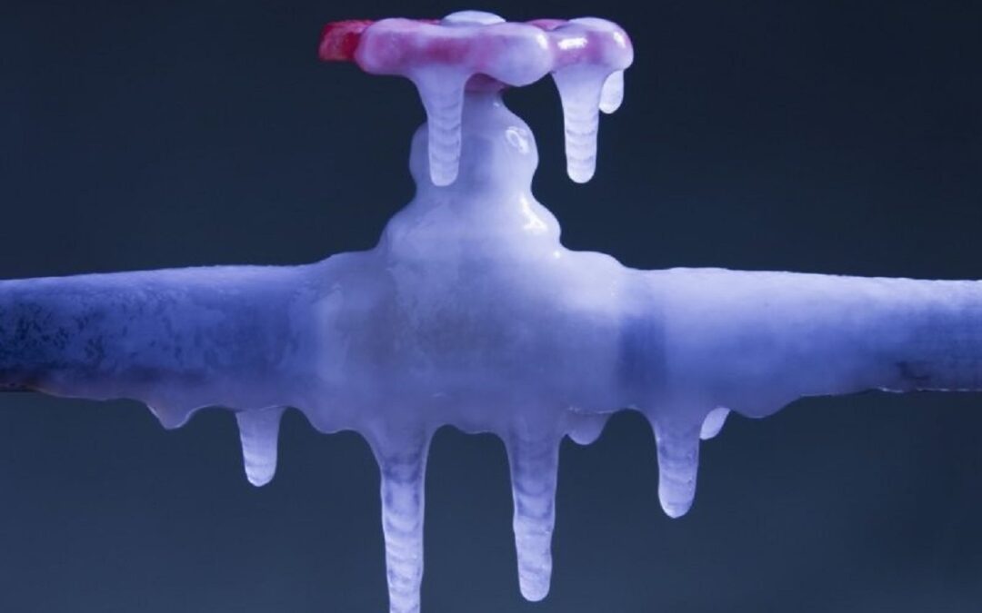 A Step-By-Step Guide to Defrosting Frozen Pipes