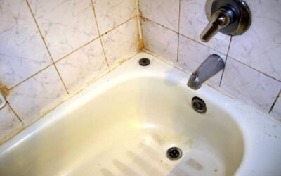 How to Detect and Cure a Bathtub Leak